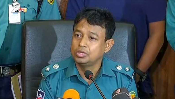 ধনাঢ্য পরিবারের মেয়েরাই নাসিরের টার্গেট